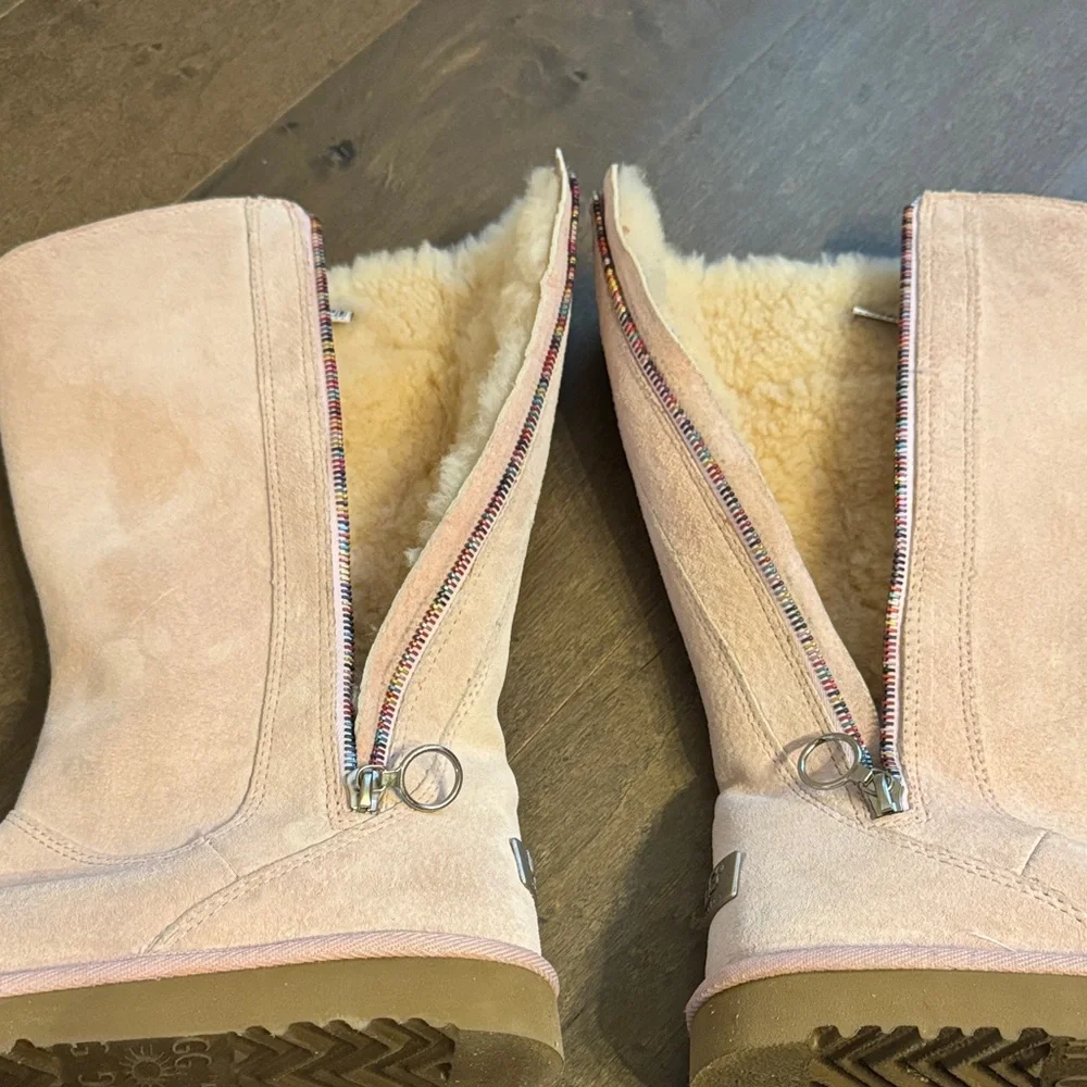 UGG Hayden Tall Boots Seashell Pink Sheepskin Shearling Size 5 Limited Edition